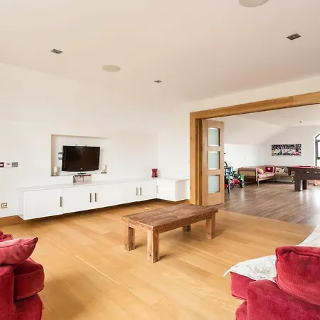 Grianan View House * Burnfoot